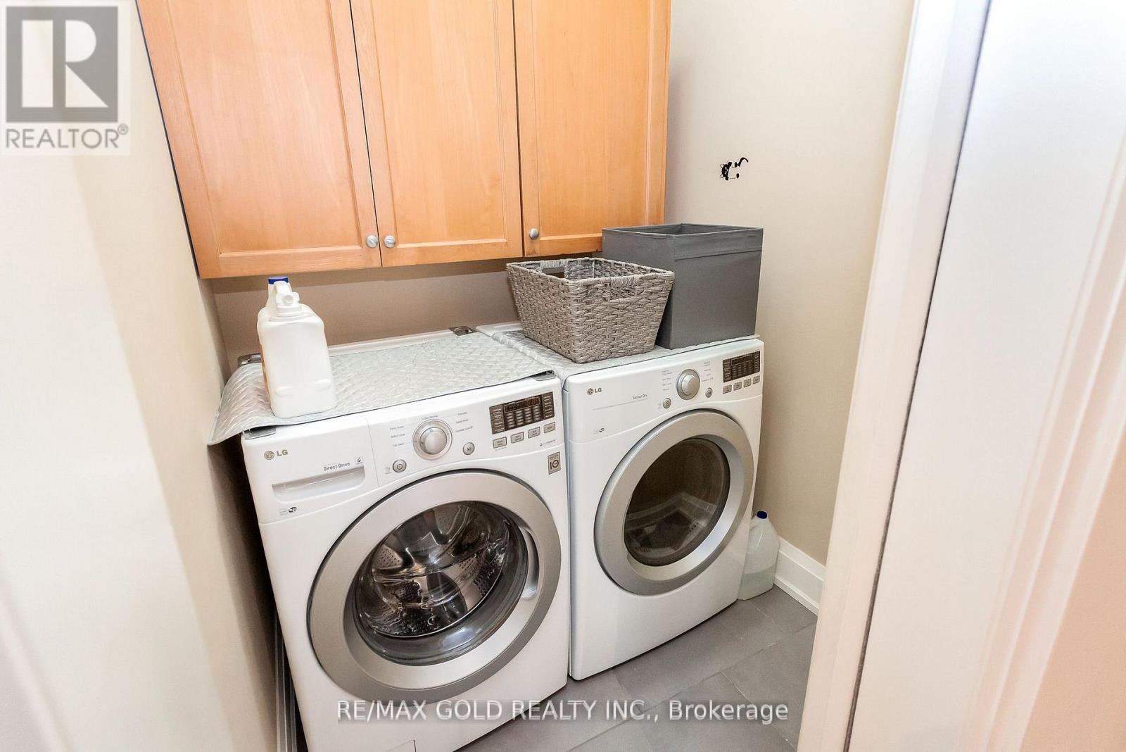 1 LISSOM CRESCENT - 29