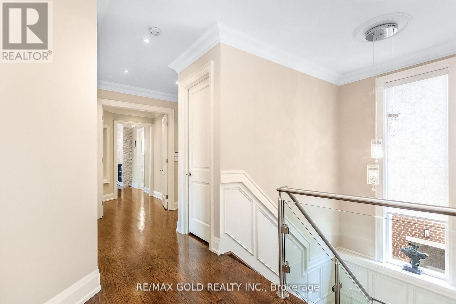 1 LISSOM CRESCENT - 41