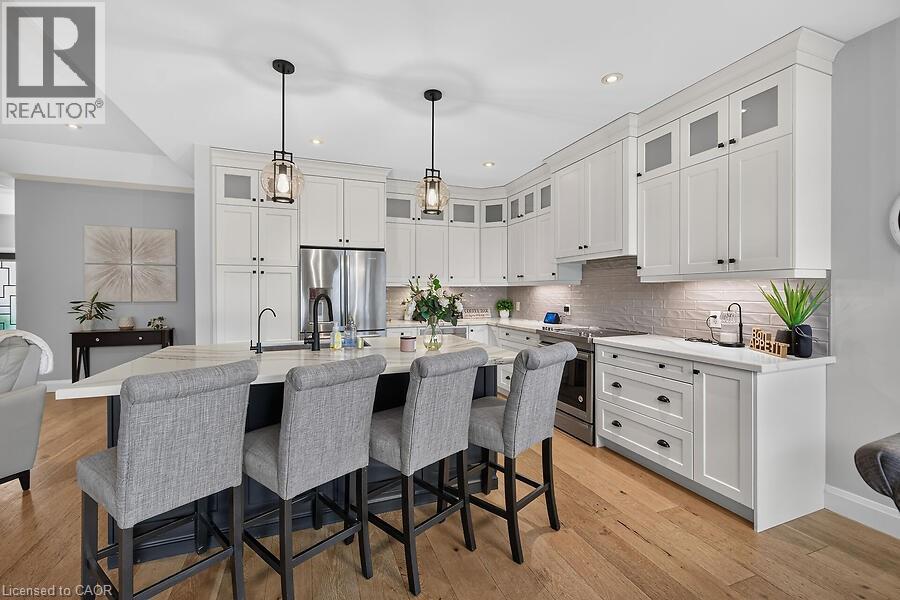 42 BLUENOSE Drive - 13