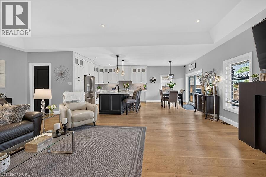 42 BLUENOSE Drive - 9