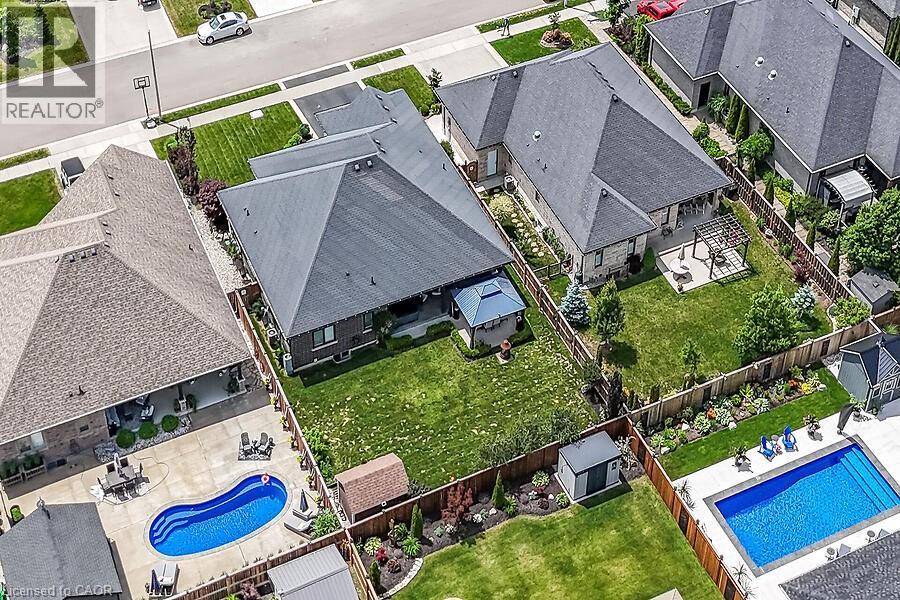 42 BLUENOSE Drive - 48