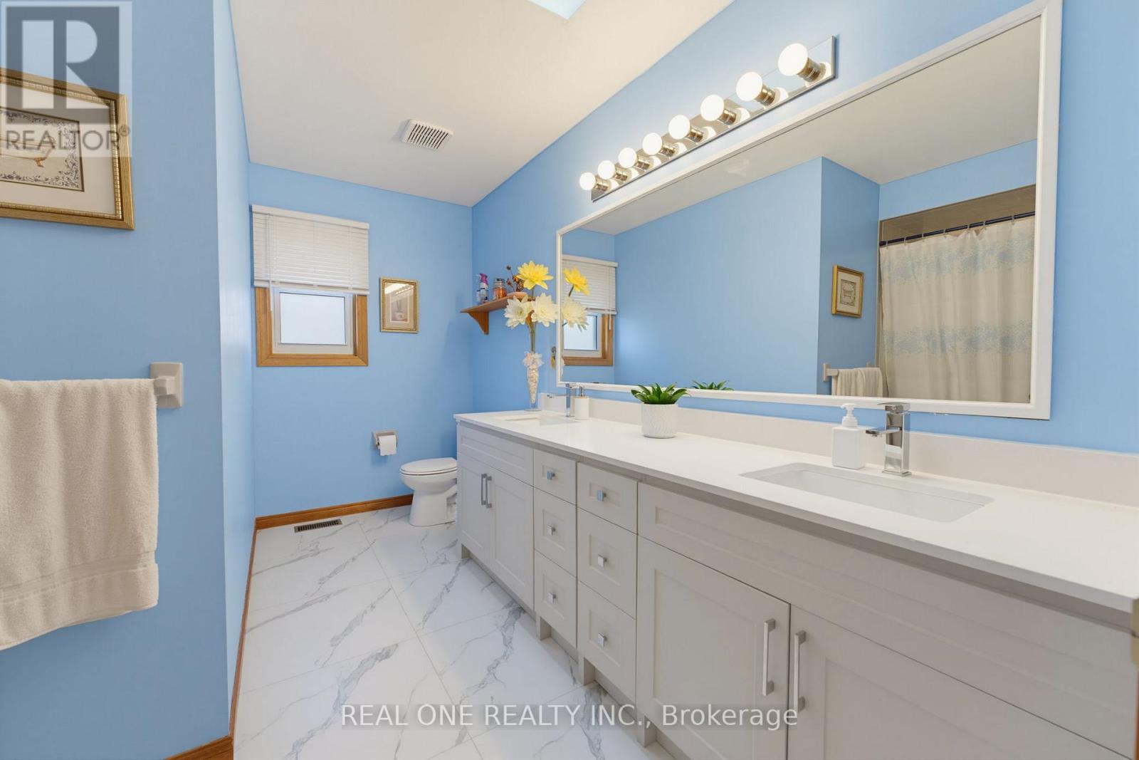 47 TRILLIUM WAY - 18