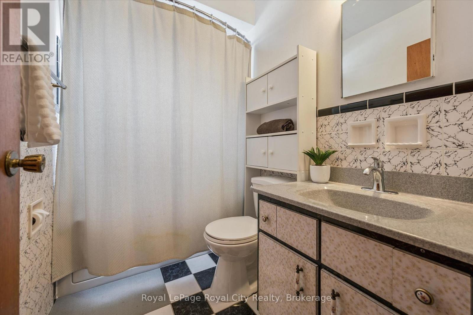87 CASSINO AVENUE - 20