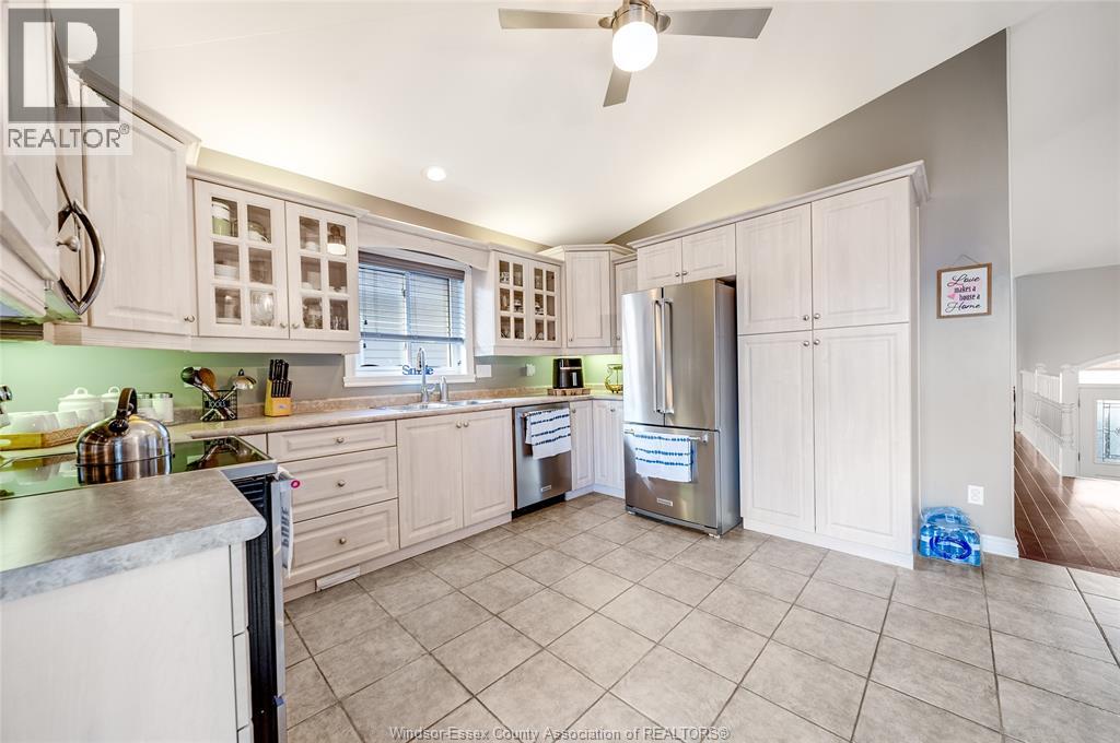 1596 MORNINGSTAR AVENUE - 13
