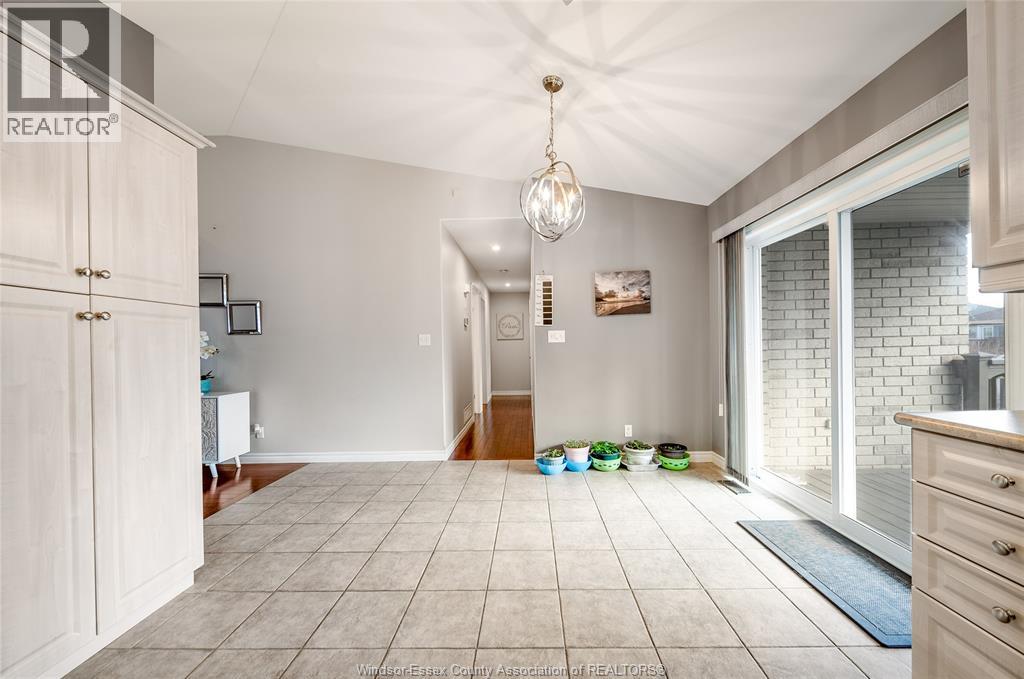 1596 MORNINGSTAR AVENUE - 18