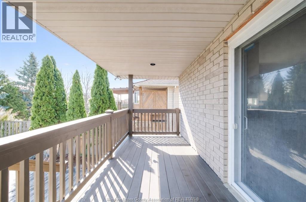 1596 MORNINGSTAR AVENUE - 19