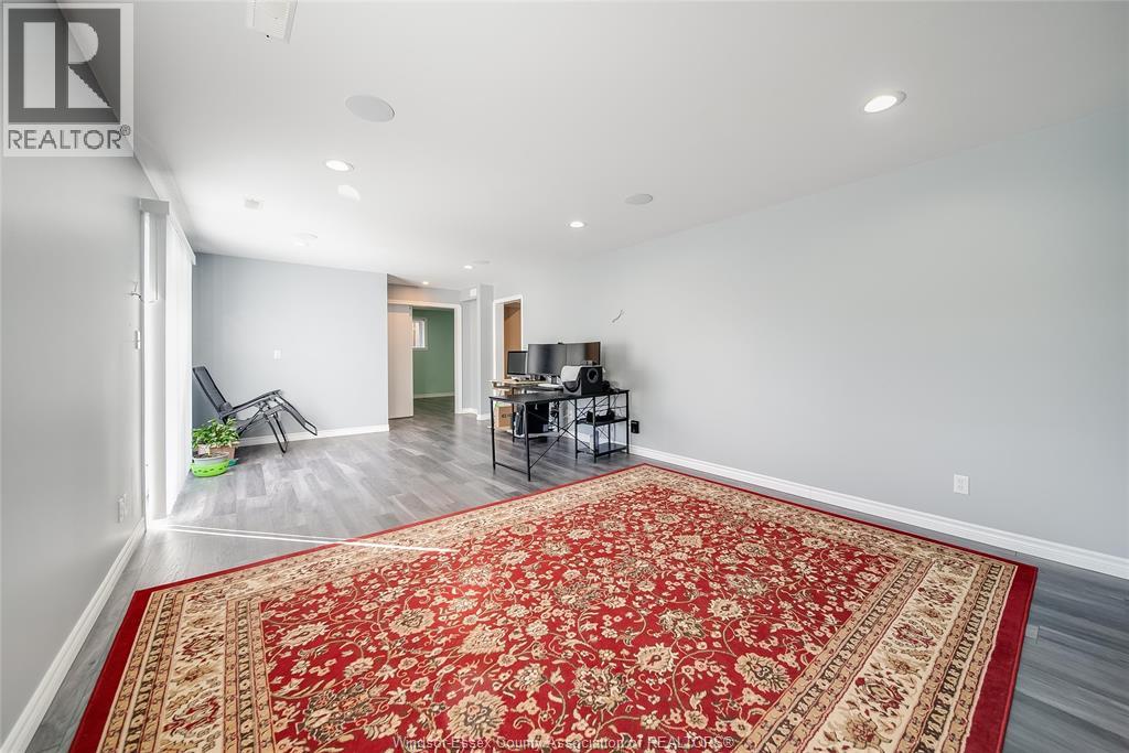 1596 MORNINGSTAR AVENUE - 36