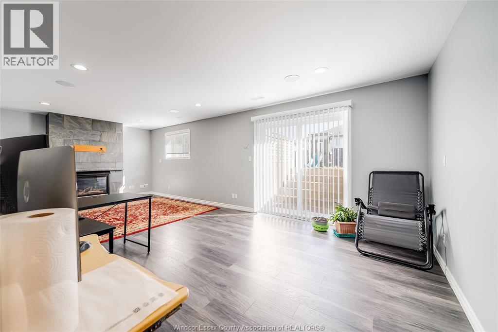 1596 MORNINGSTAR AVENUE - 39