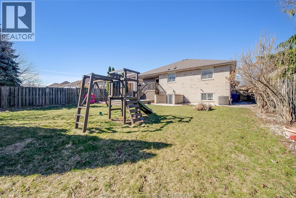 1596 MORNINGSTAR AVENUE - 47