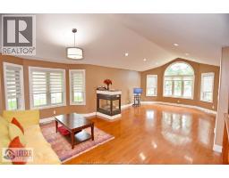 4305 Casgrain Unit# Upper, Windsor, ON N9G2A9 Photo 12