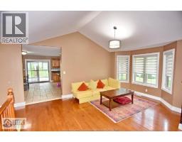 4305 Casgrain Unit# Upper, Windsor, ON N9G2A9 Photo 17