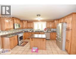 4305 Casgrain Unit# Upper, Windsor, ON N9G2A9 Photo 19