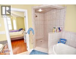 4305 Casgrain Unit# Upper, Windsor, ON N9G2A9 Photo 36