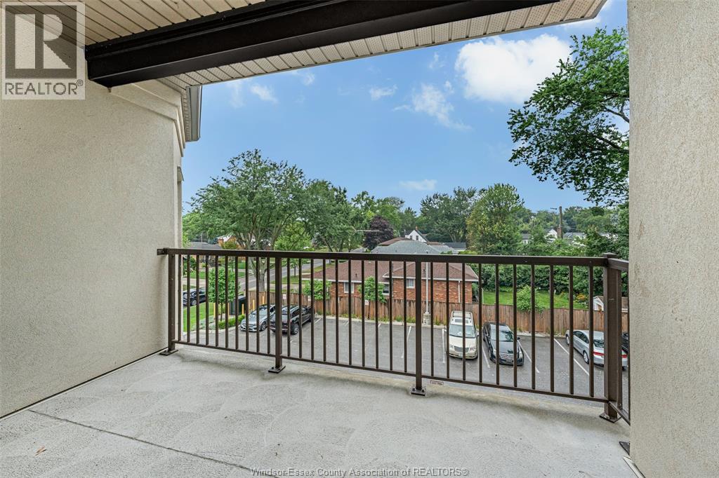 #305 480 FAIRVIEW - 12