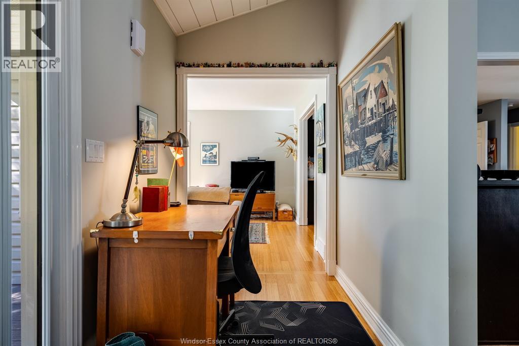 1126 Campbell LANE - 2