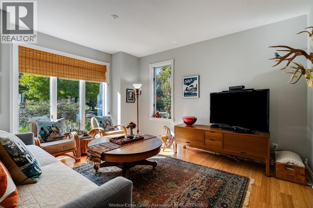 1126 Campbell LANE - 3