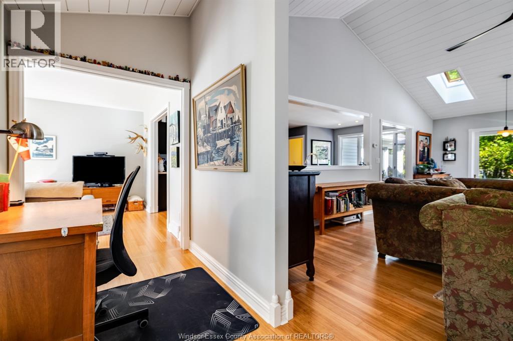 1126 Campbell LANE - 6