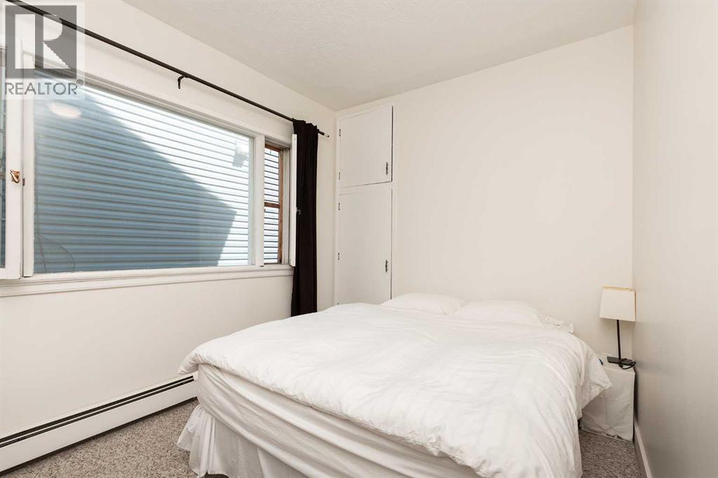 #1-5 622 10 Street S - 13