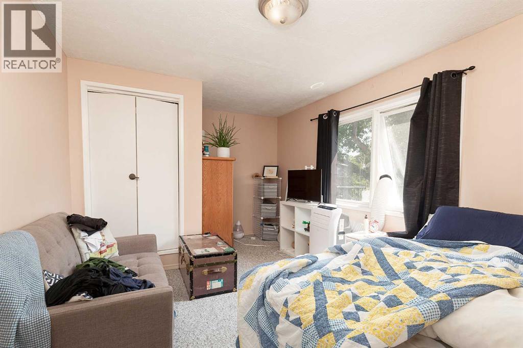 #1-5 622 10 Street S - 20