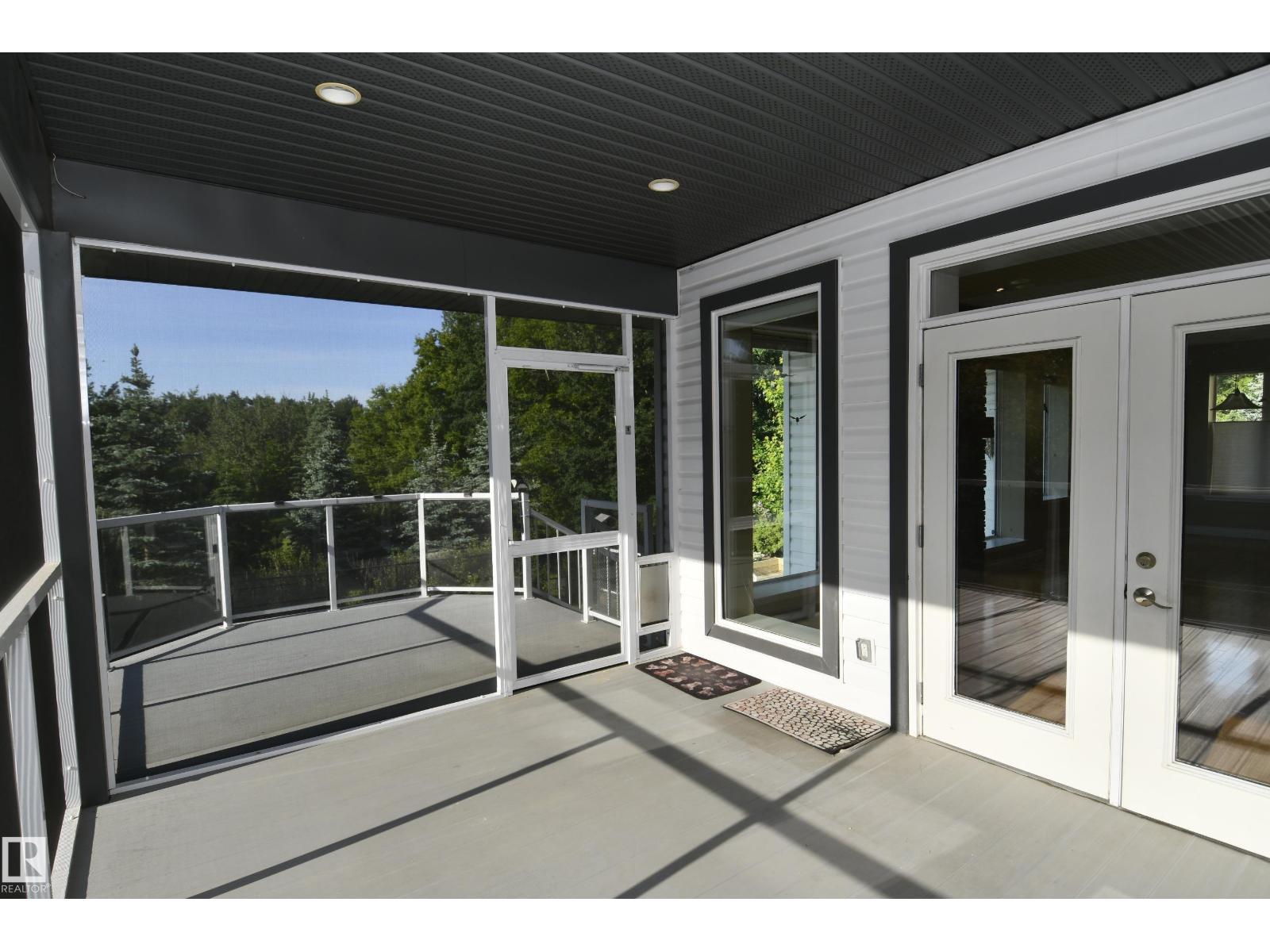 67 SHORES DR — photo 37