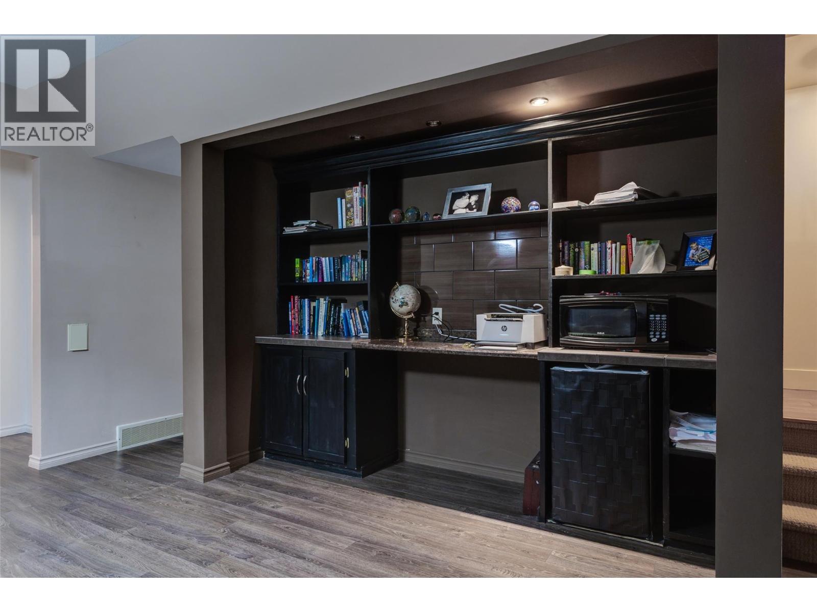 1827 Tower Ranch Boulevard - 36