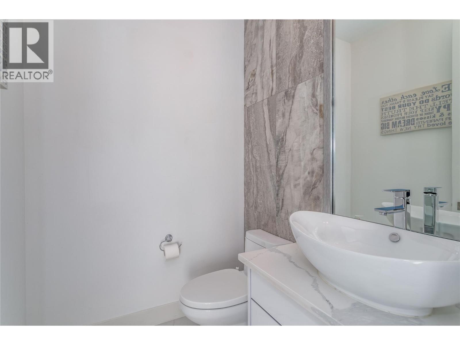 1016 CLARANCE Avenue - 23
