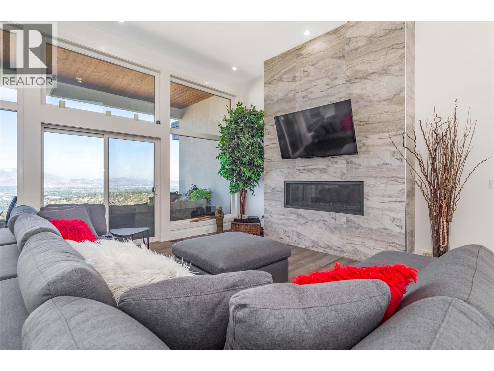 1016 CLARANCE Avenue - 7