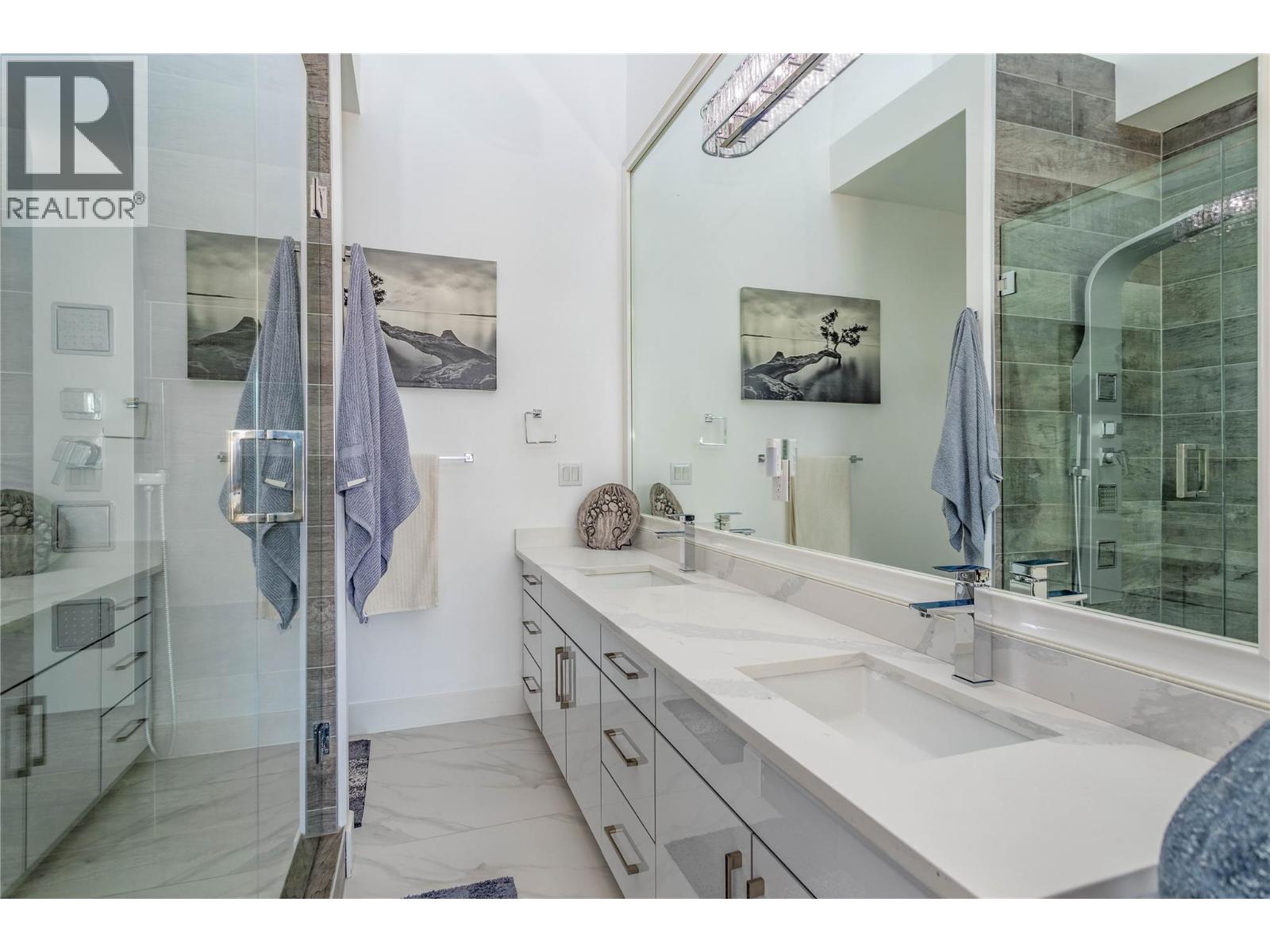 1016 CLARANCE Avenue - 20