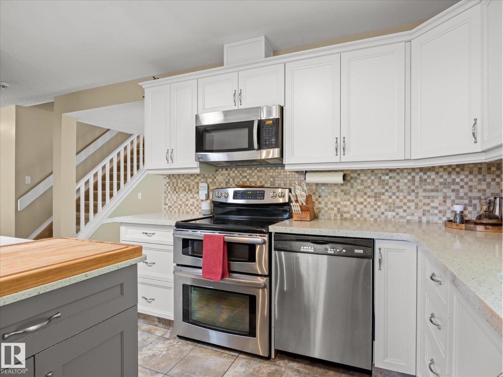 20 BOCOCK PL — photo 11