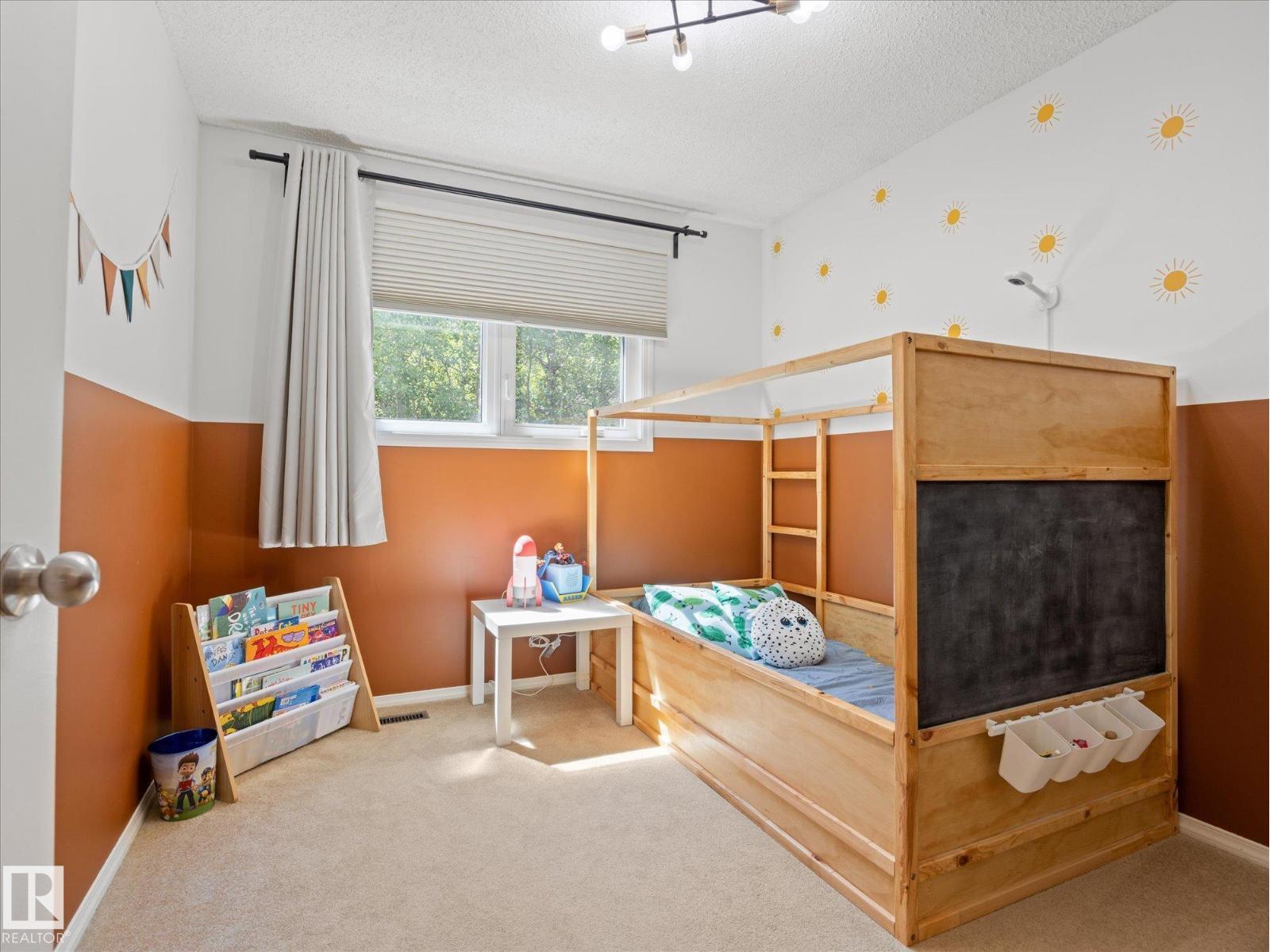 20 BOCOCK PL — photo 28