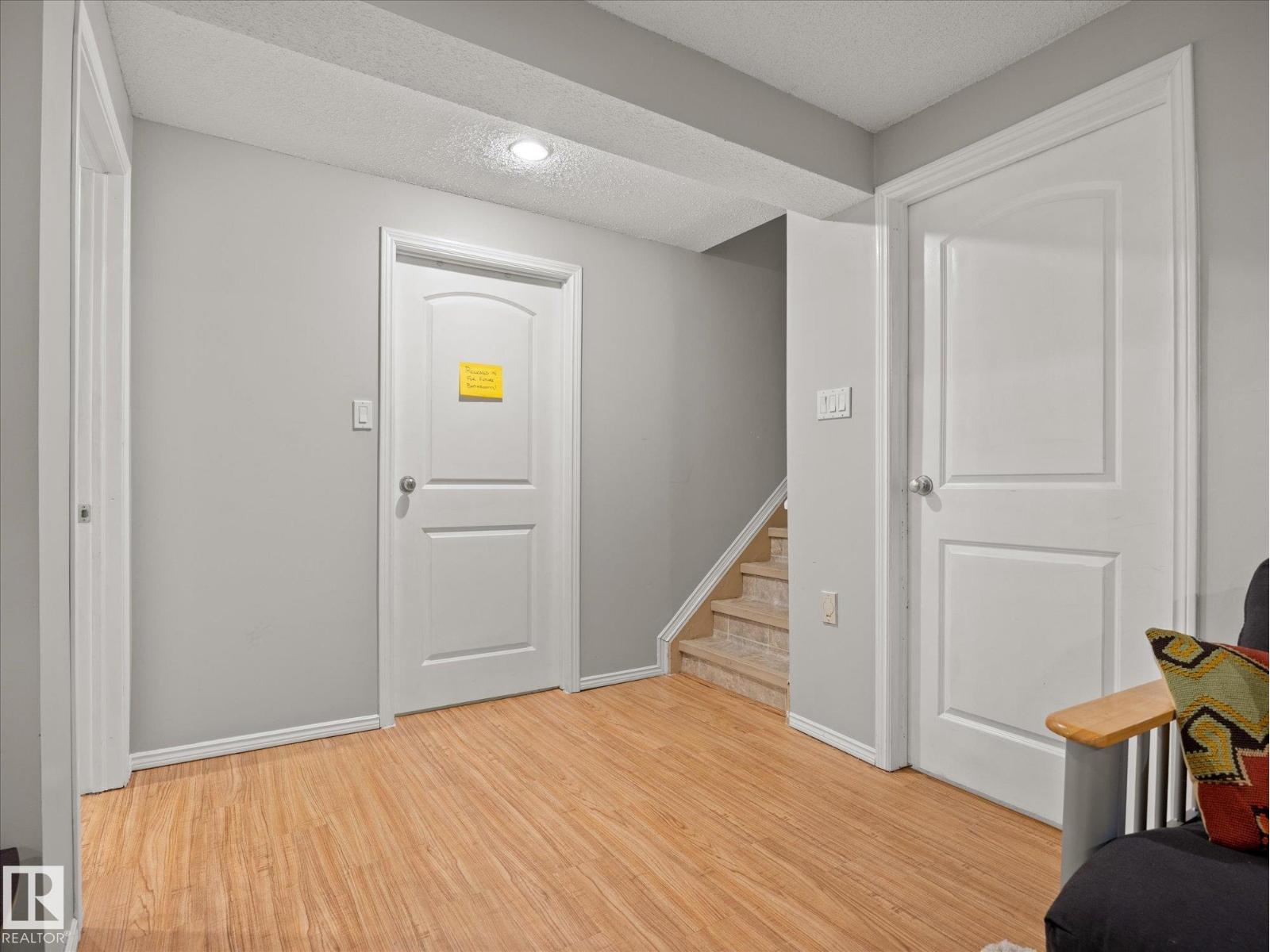 20 BOCOCK PL — photo 33