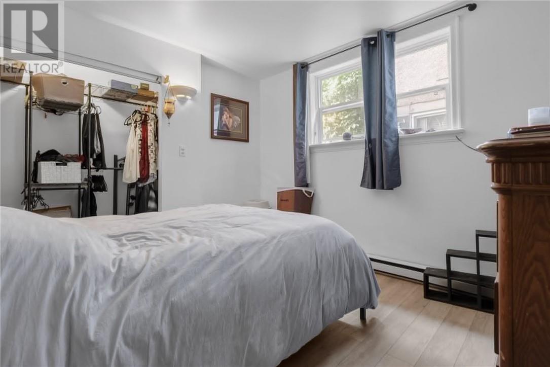 601 Ash Street - 11