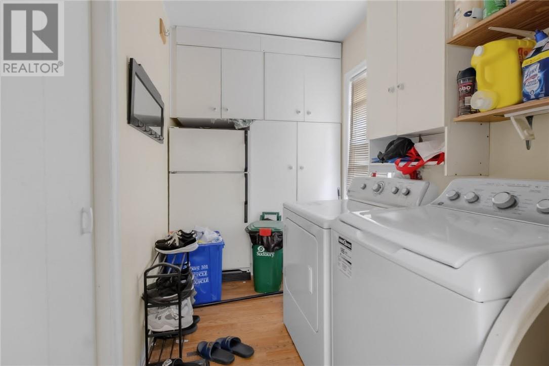 601 Ash Street - 12