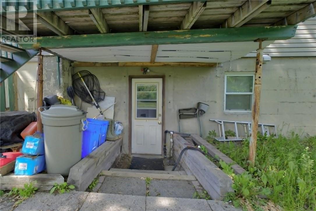 601 Ash Street - 4