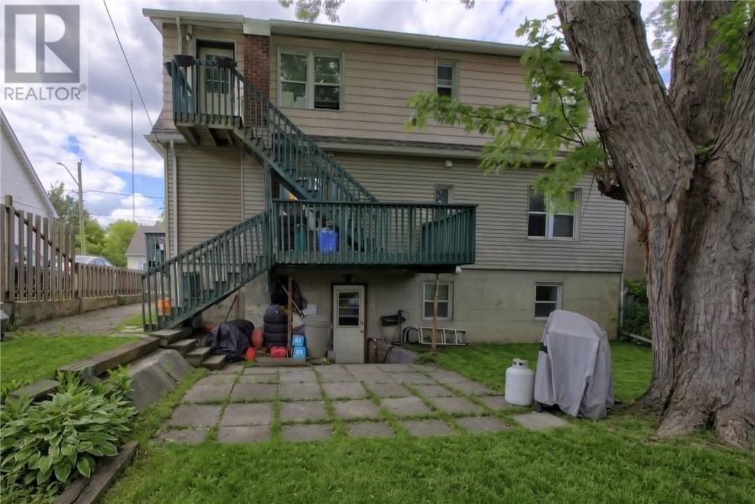 601 Ash Street - 6