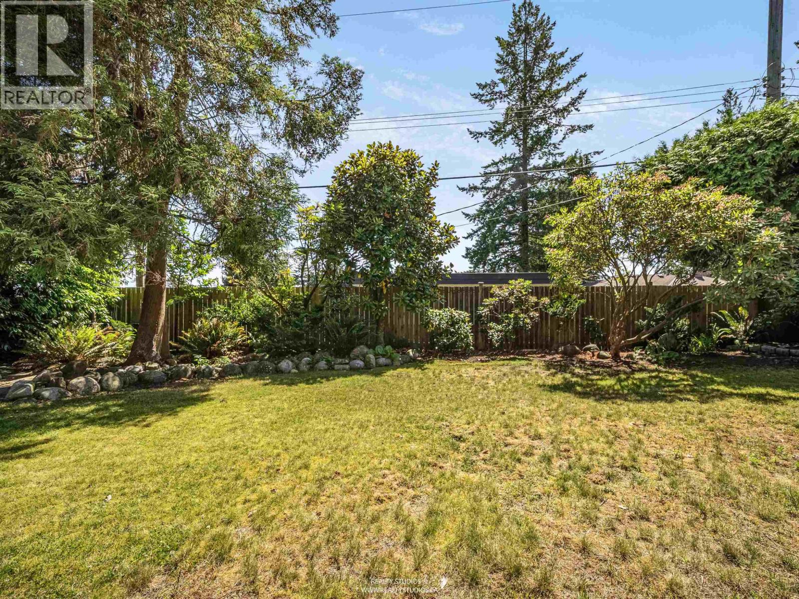 947 EVERGREEN PLACE, North Vancouver
