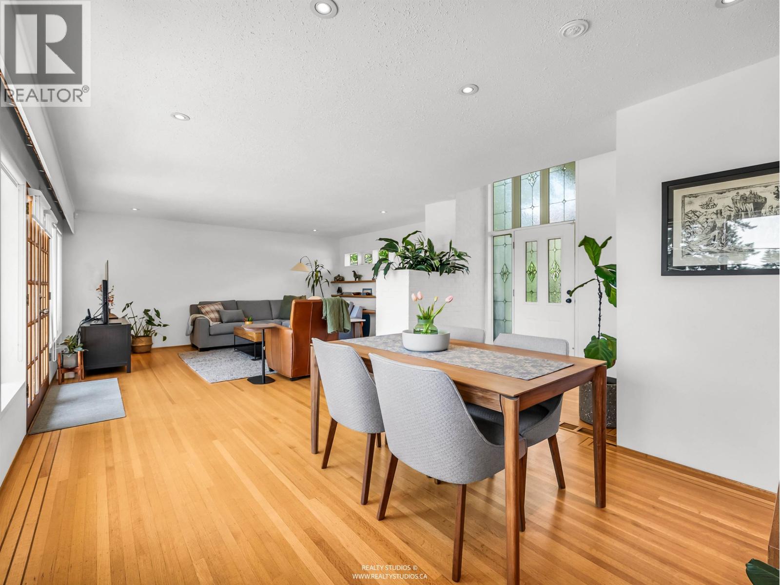 947 EVERGREEN PLACE, North Vancouver