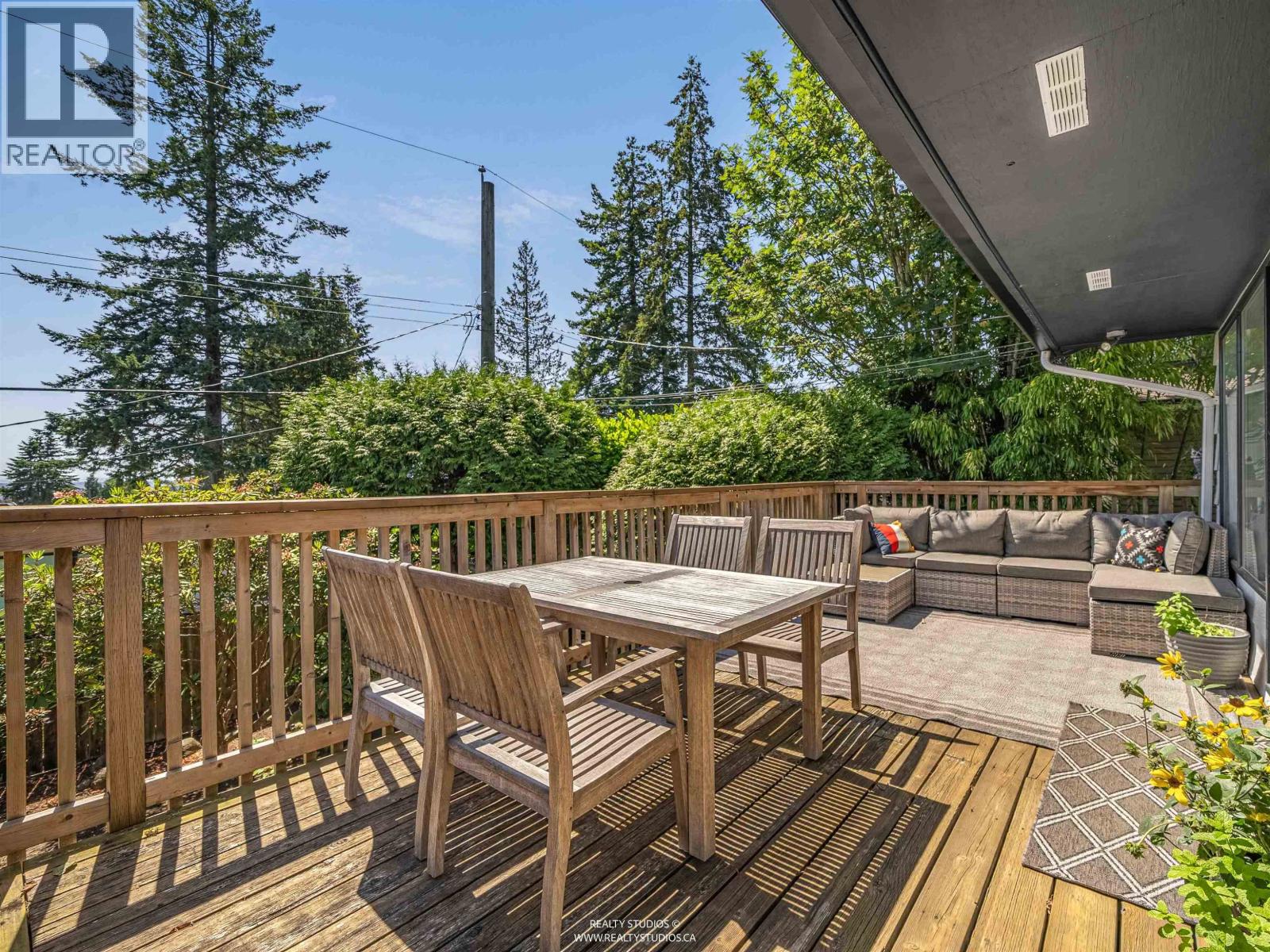 947 EVERGREEN PLACE, North Vancouver
