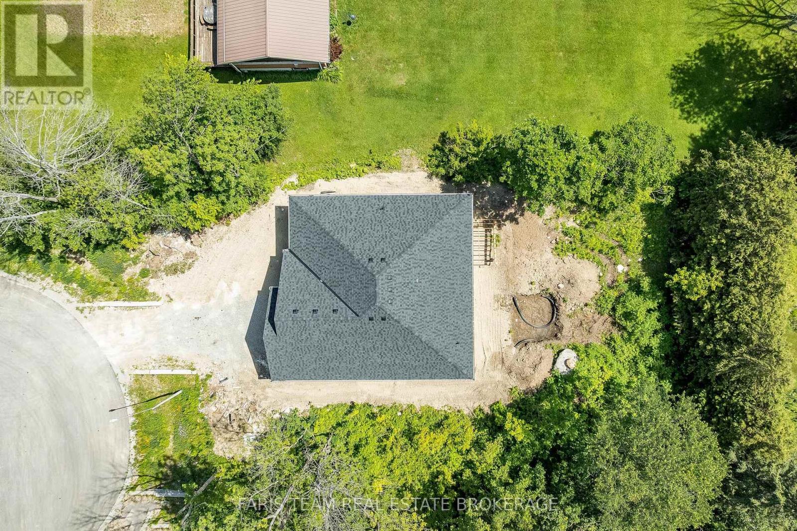 45 SHEPPARD STREET - 39