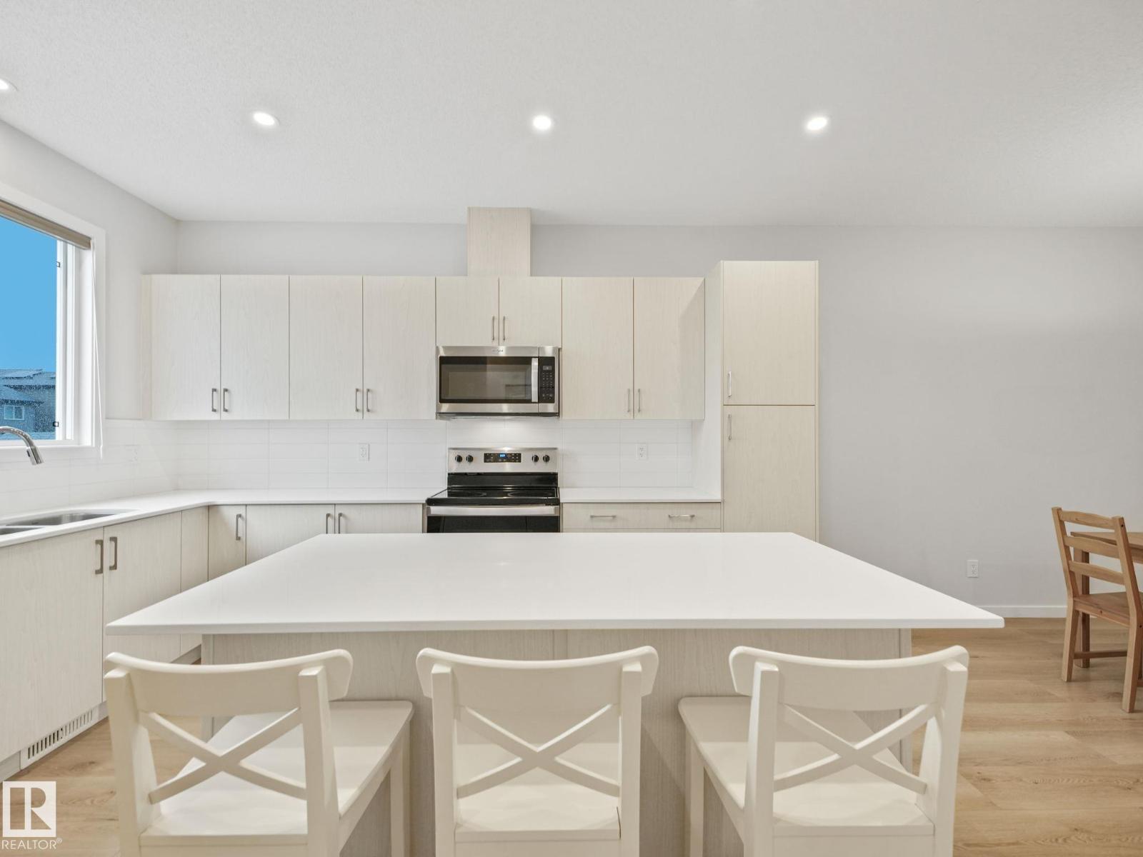 5128 KINNEY WY SW SW - 12