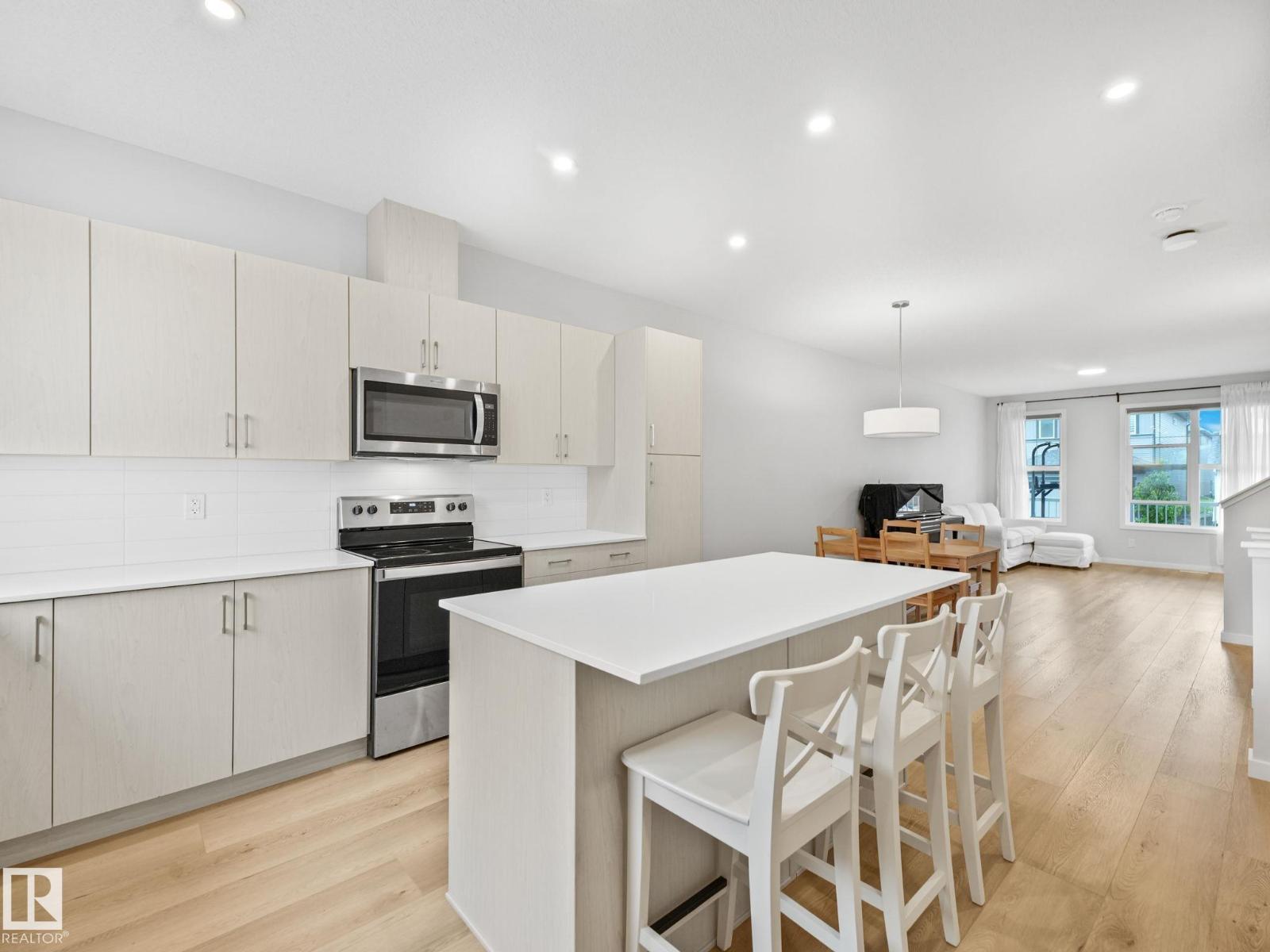5128 KINNEY WY SW SW - 8