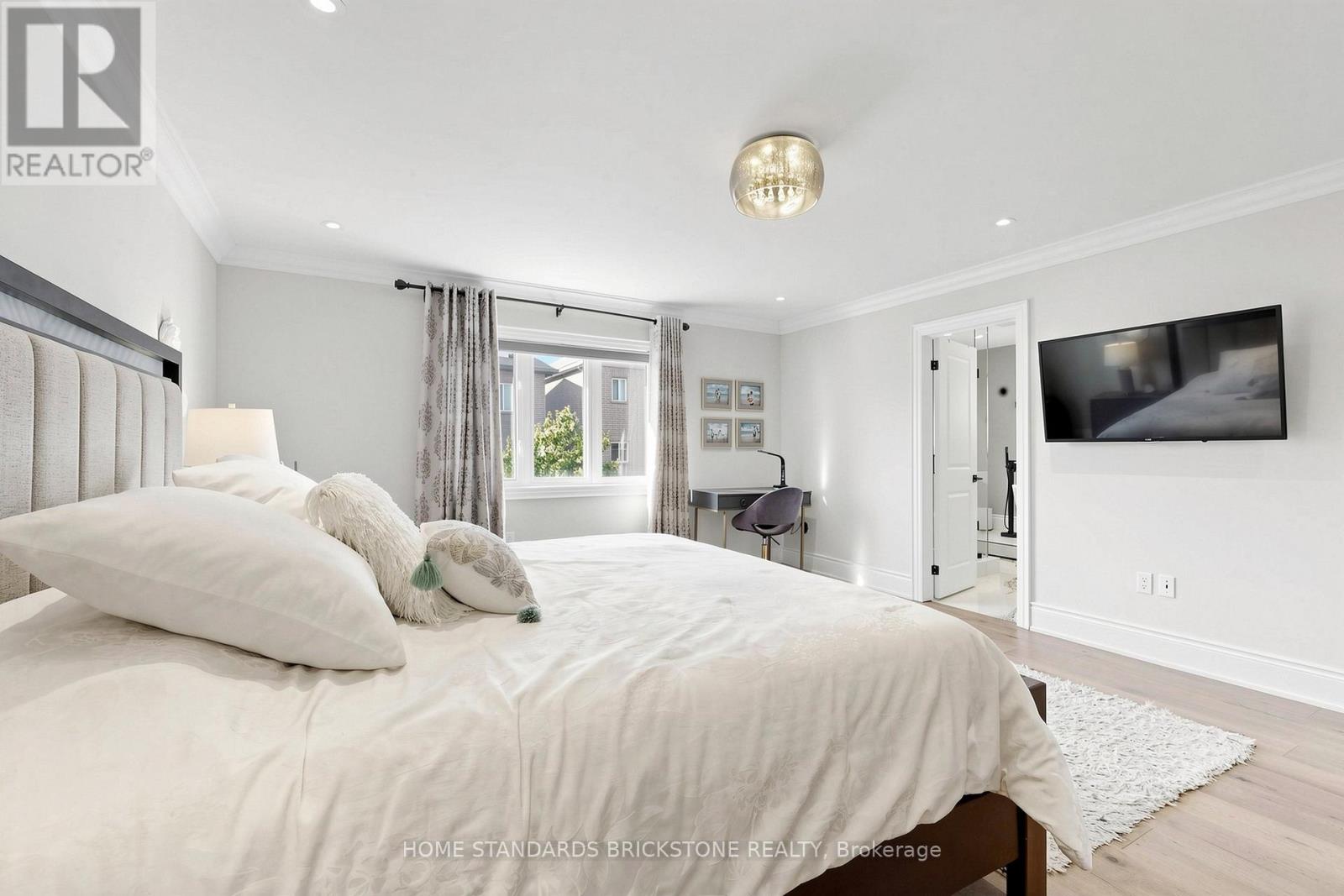 39 NATURE WAY CRESCENT - 38