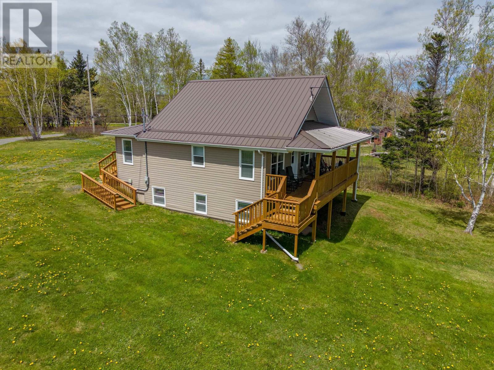 #131 MACNEIL ROAD, LAKEVALE, N.S. - 31