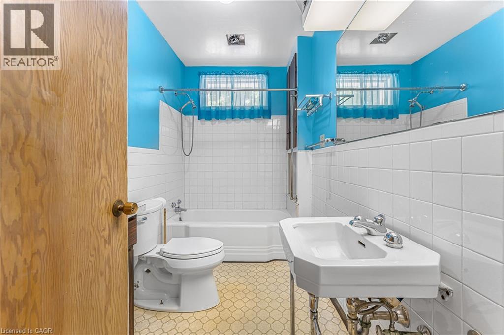21 FIRST Avenue - 19