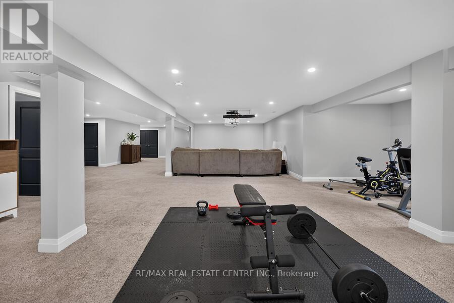 42 BLUENOSE DRIVE - 30