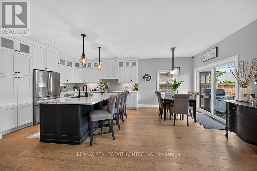 42 BLUENOSE DRIVE - 10