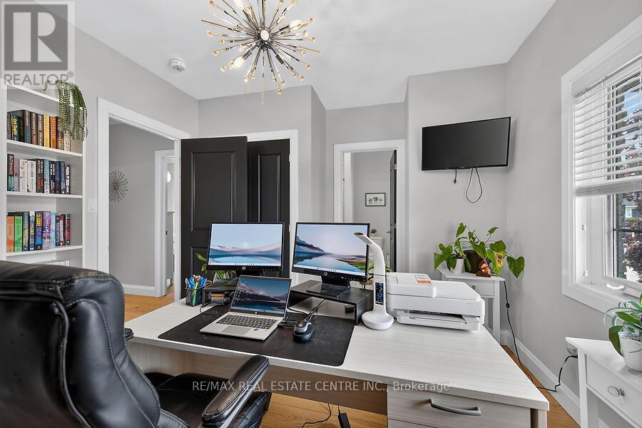 42 BLUENOSE DRIVE - 27