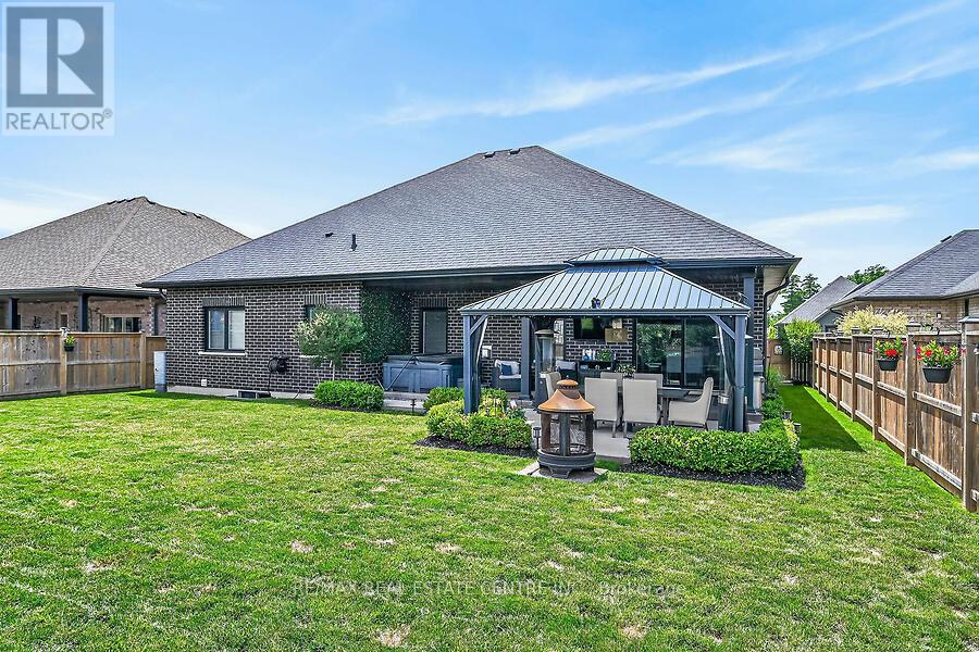 42 BLUENOSE DRIVE - 36