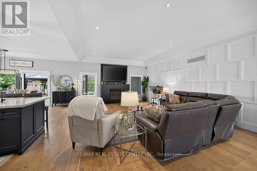 42 BLUENOSE DRIVE - 6