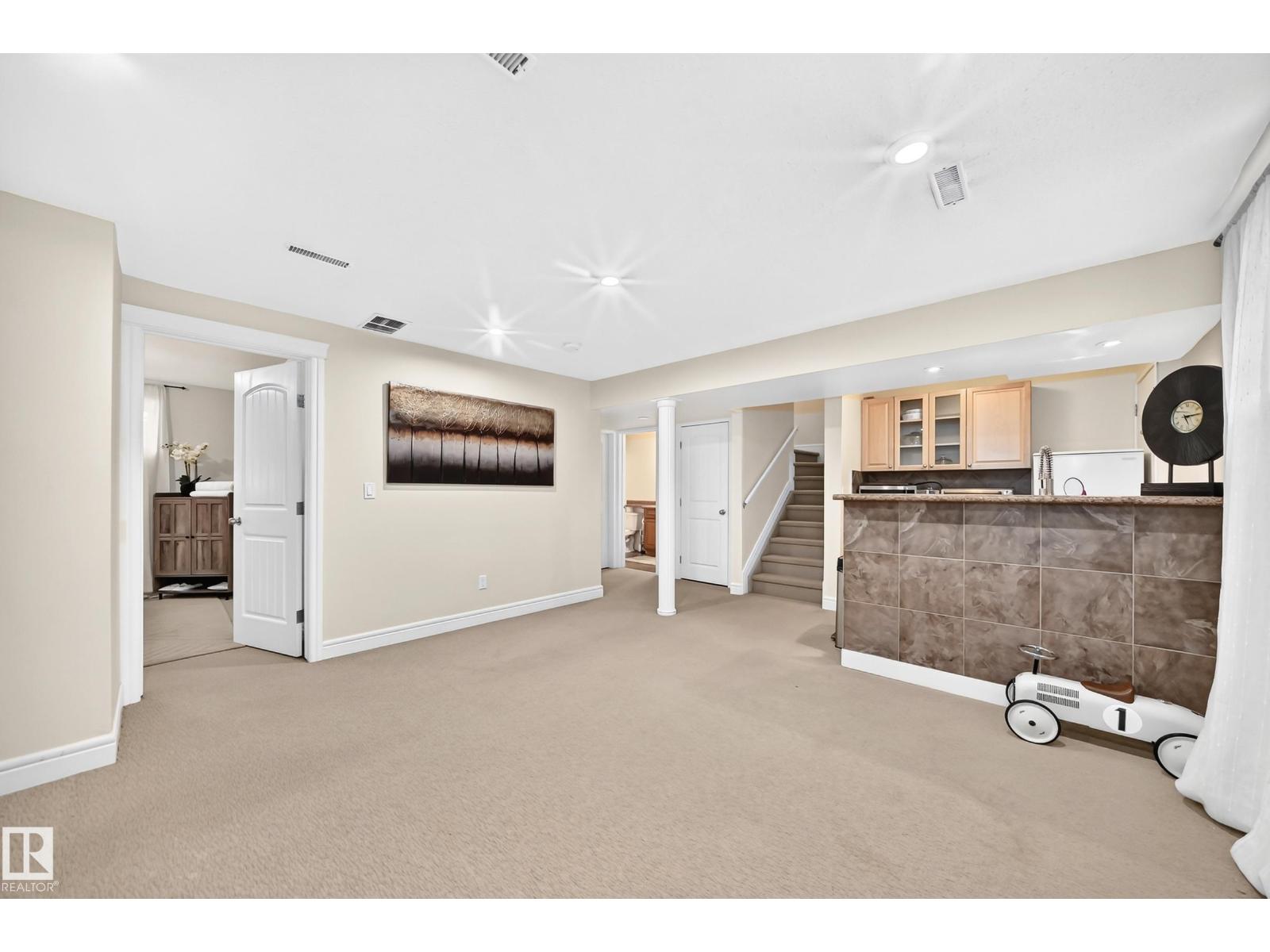 8509 SLOANE CR NW - 40